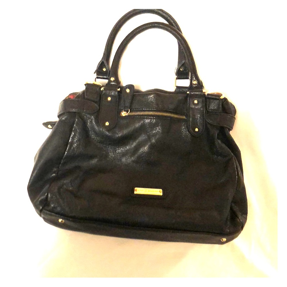 Black Steve Madden purse with hot pink interior